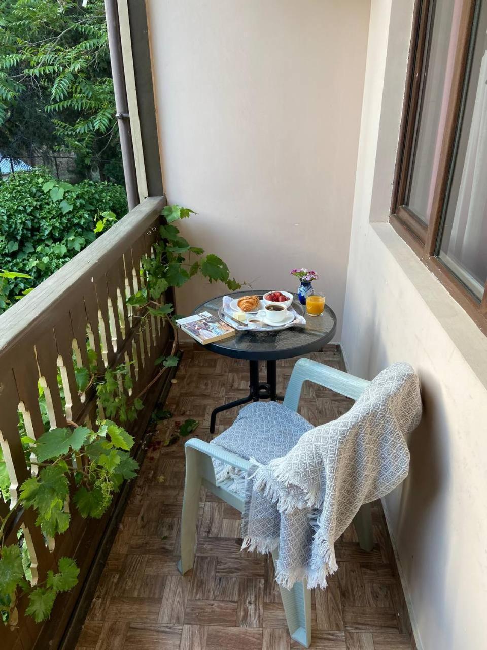 Hotel "Tbilisi Tales" In The Heart Of The Old City Dış mekan fotoğraf