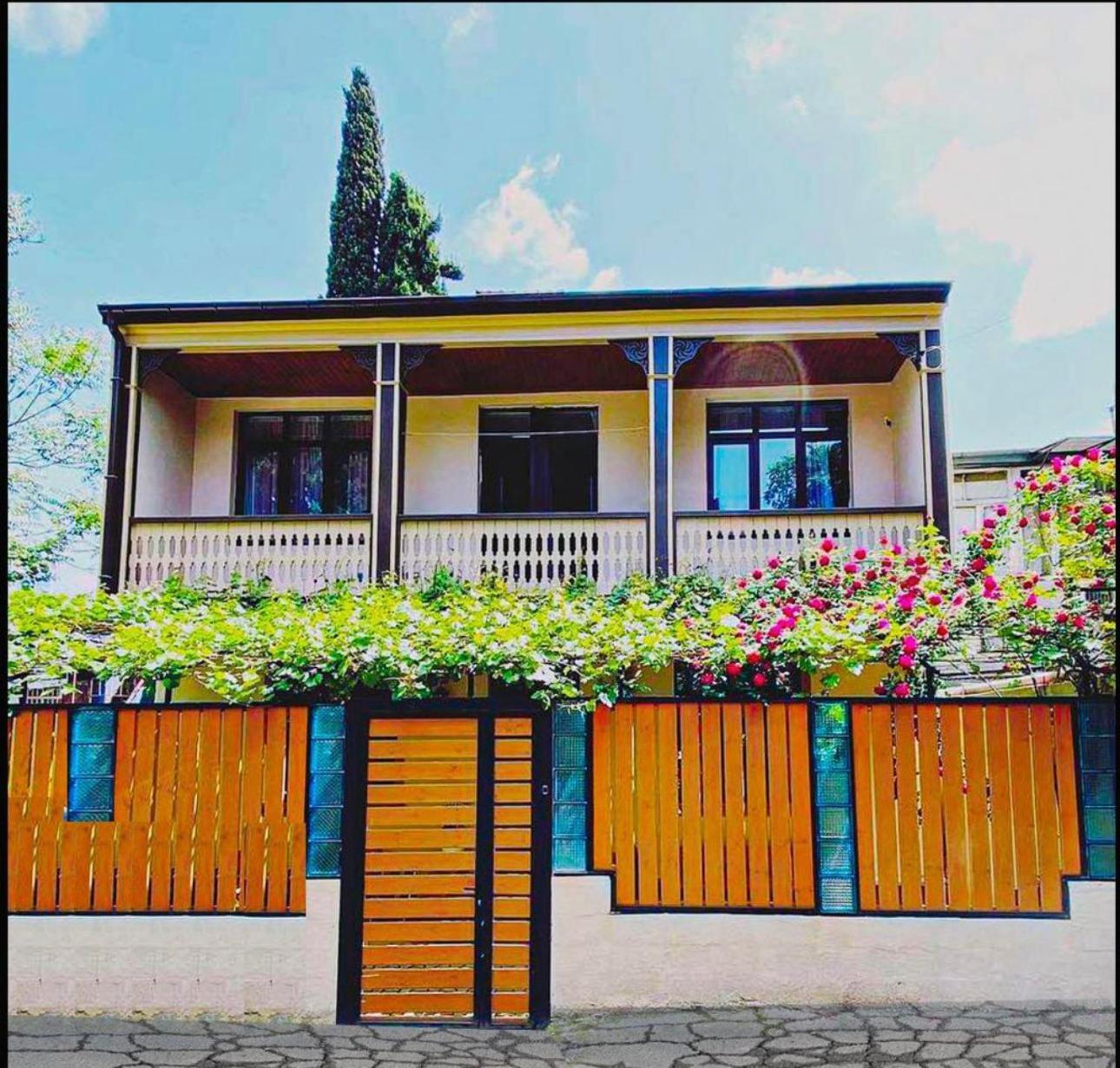 Hotel "Tbilisi Tales" In The Heart Of The Old City Dış mekan fotoğraf
